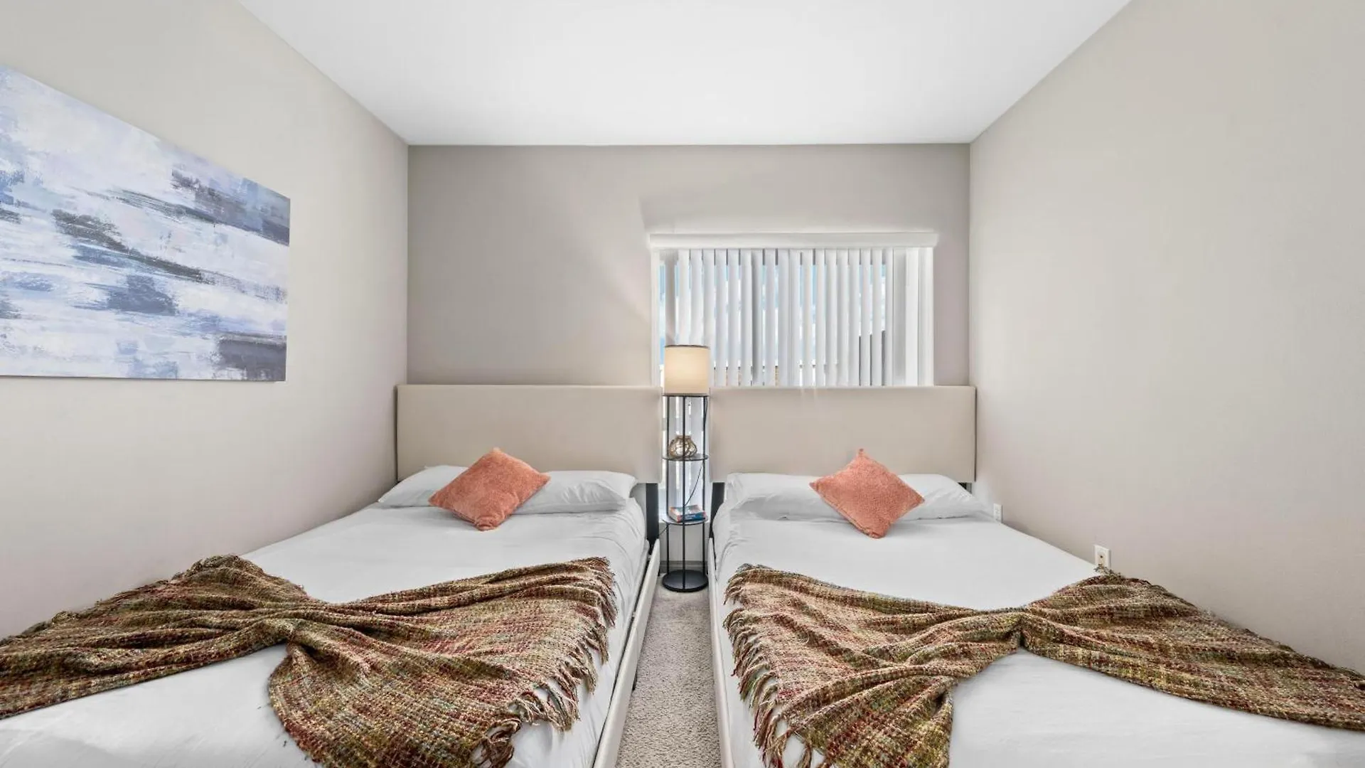 Venice Beach Lux Retreat Coastal Apartment Haven Los Angeles