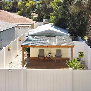 Comfortable Private In Tampa: Romantic. Apartment Tampa